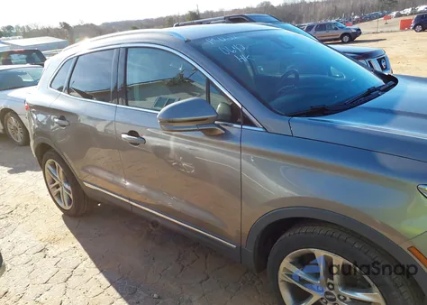 2017 Lincoln Mkc Reserve z USA, uszkodzony, nr VIN 5LMCJ3D97HUL11166